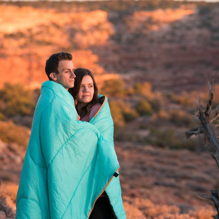 TETON Sports Cascade 40˚F Double Sleeping Bag with Pillows 1320
