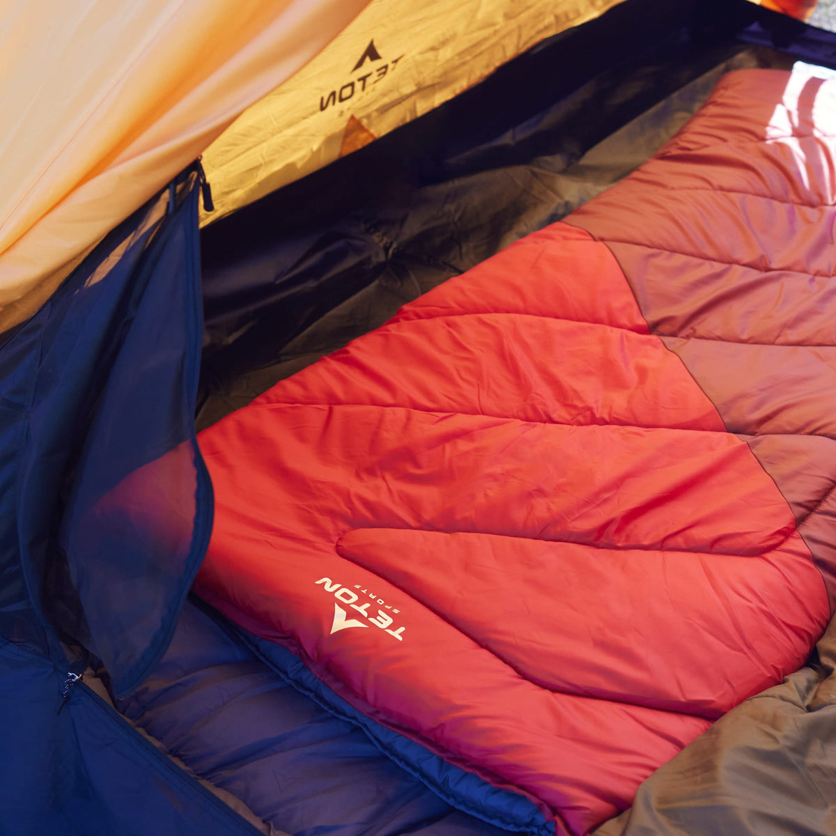 Close-up of Celsius Ruby sleeping bag with Teton branding